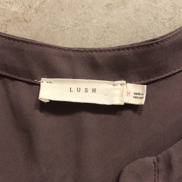 Lush Top - Picture 2 of 2